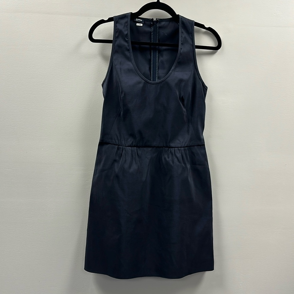 JIL SANDER Black Sleeveless Scoop Neck
Mini Dress Silk Blend Sz 36 Timeless LBD